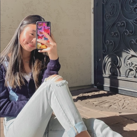 Meet your Posher, Mana - Picture 1 of 2